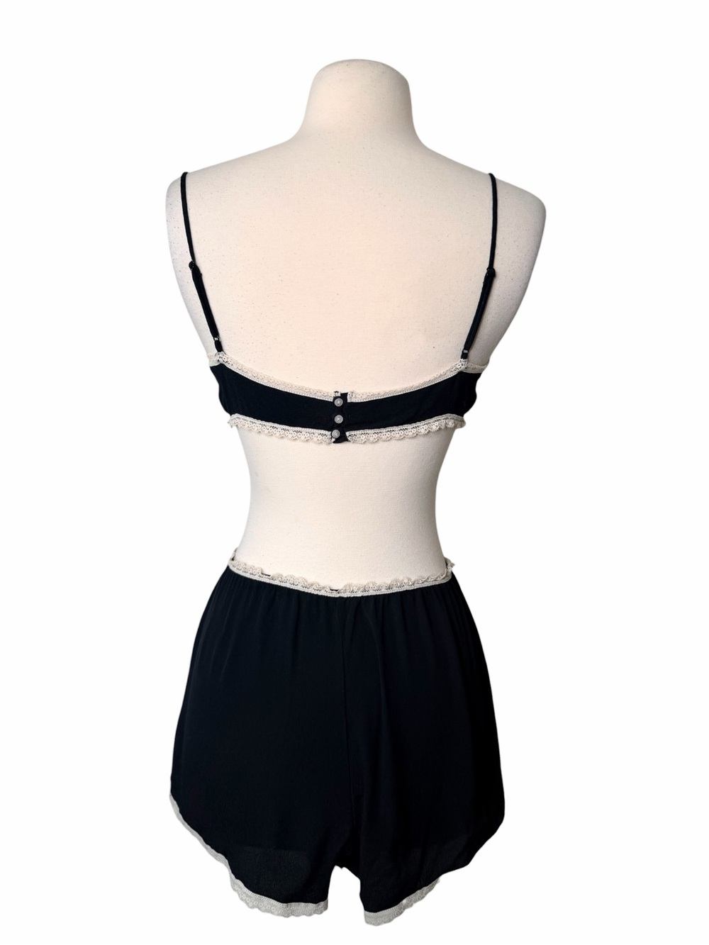Vintage French 2 Piece Lace Set. - Picture 7 of 10